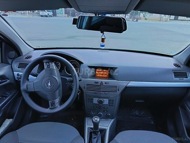 Opel Astra 2006, 236,339 km - 1.4 l - Göyçay