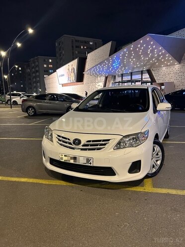 Toyota Corolla 2013, 227,000 km - 1.6 l - Bakı