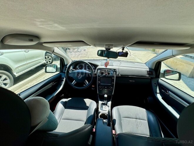 Mercedes B 180 2011, 103,356 km - 1.7 l - Bakı