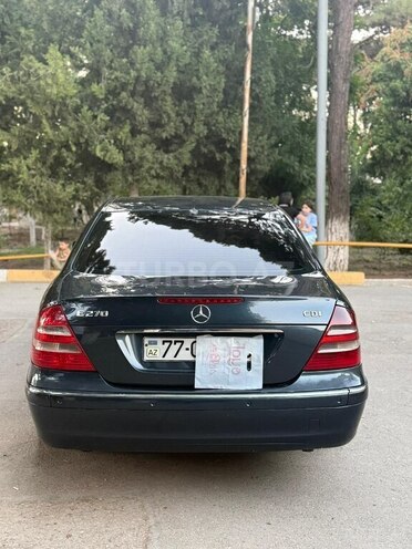 Mercedes E 270 2002, 405,000 km - 2.7 l - Sumqayıt