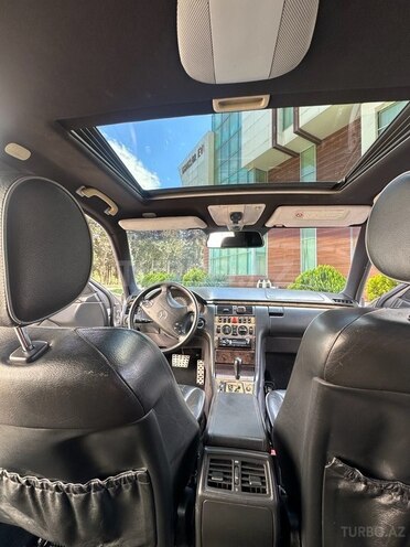 Mercedes E 320 2000, 295,000 km - 3.2 l - Tovuz