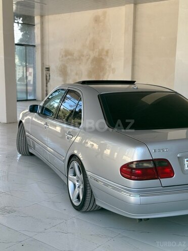 Mercedes E 320 2000, 295,000 km - 3.2 l - Tovuz