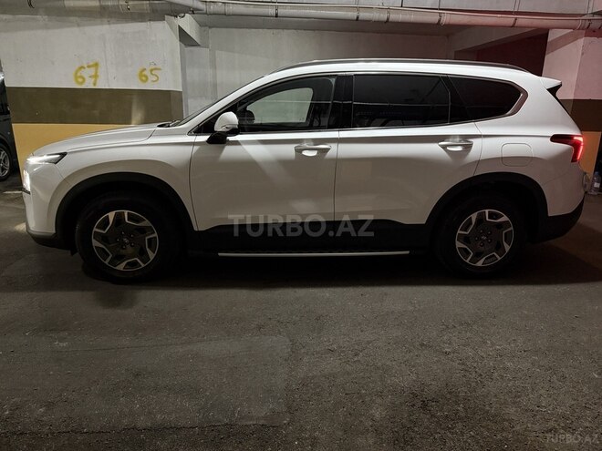 Hyundai Santa Fe 2023, 82,000 km - 1.6 l - Bakı