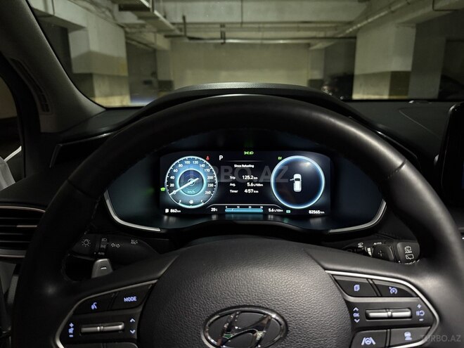 Hyundai Santa Fe 2023, 82,000 km - 1.6 l - Bakı