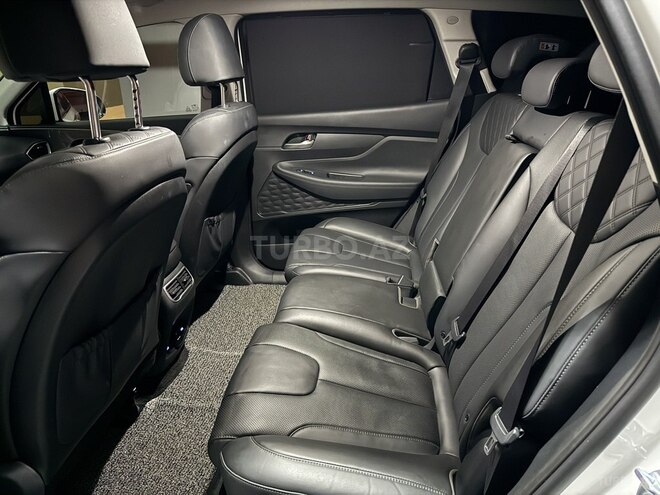 Hyundai Santa Fe 2023, 82,000 km - 1.6 l - Bakı