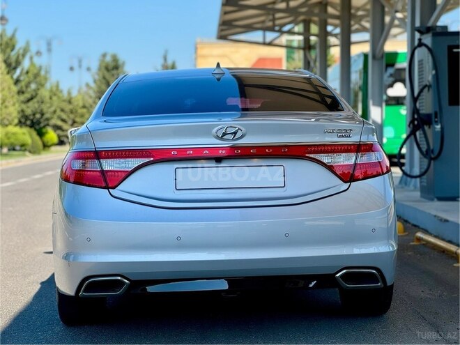 Hyundai Grandeur 2015, 236,000 km - 2.2 л - Bakı