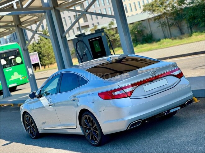 Hyundai Grandeur 2015, 236,000 km - 2.2 л - Bakı