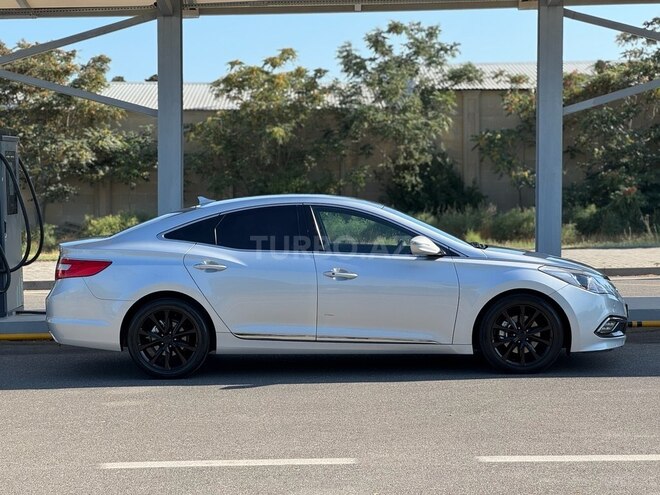 Hyundai Grandeur 2015, 236,000 km - 2.2 л - Bakı