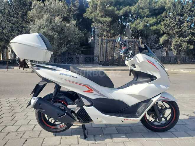 Honda  2022, 16,400 km - 0.2 l - Bakı
