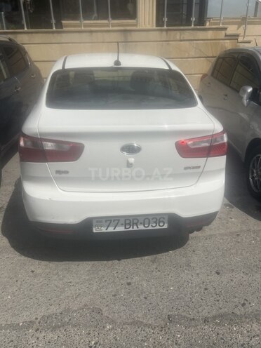 Kia Rio 2011, 220,000 km - 1.6 l - Bakı
