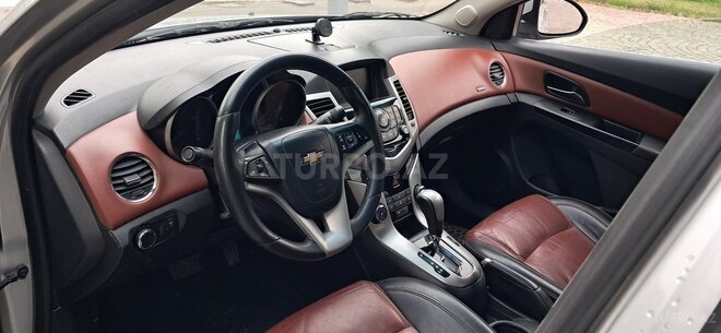 Chevrolet Cruze 2014, 286,000 km - 1.4 l - Şəmkir