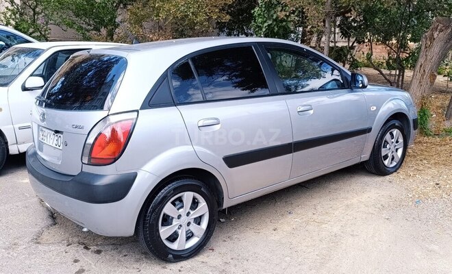 Kia Rio 2006, 221,000 km - 1.5 l - Bakı