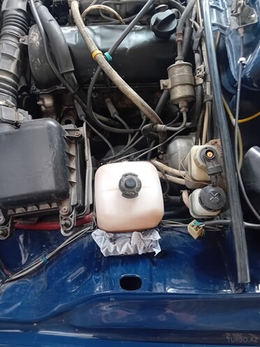 LADA (VAZ) 2107 2010, 40,000 km - 1.6 l - Salyan