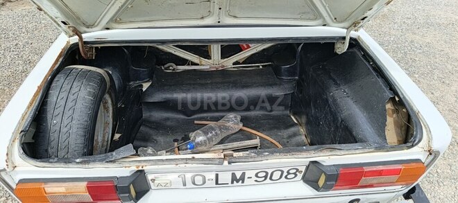 LADA (VAZ) 2106 2003, 20,000 km - 1.6 л - Salyan