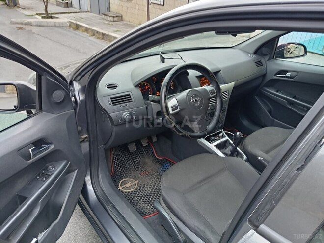 Opel Astra 2009, 263,670 km - 1.4 l - Bakı