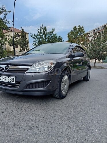 Opel Astra 2009, 263,670 km - 1.4 l - Bakı