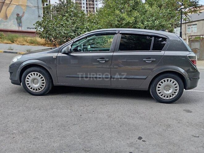 Opel Astra 2009, 263,670 km - 1.4 l - Bakı