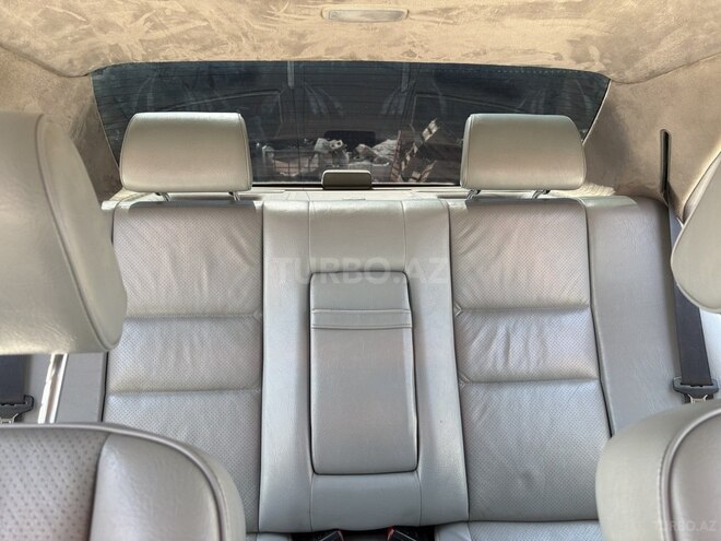 Mercedes C 240 2000, 184,000 km - 2.6 л - Xaçmaz