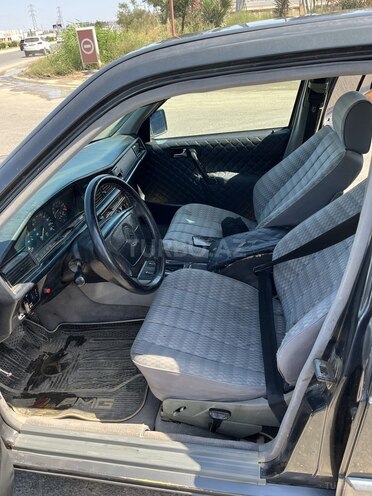 Mercedes 190 1991, 375,325 km - 2.0 l - Bakı