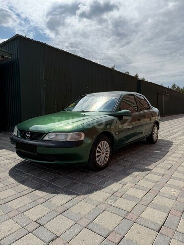 Opel Vectra 1998, 250,000 km - 1.6 l - Hacıqabul