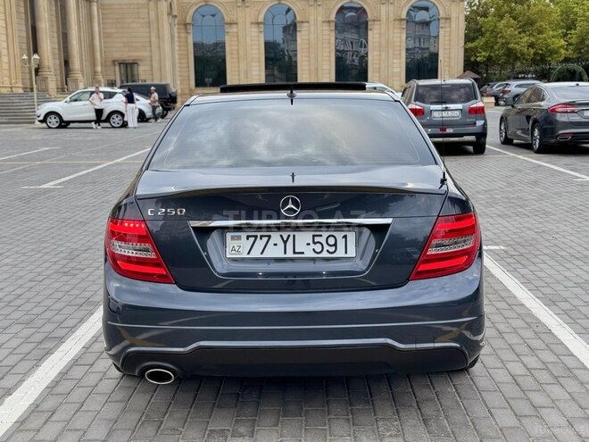 Mercedes C 250 2014, 187,000 km - 2.0 l - Bakı
