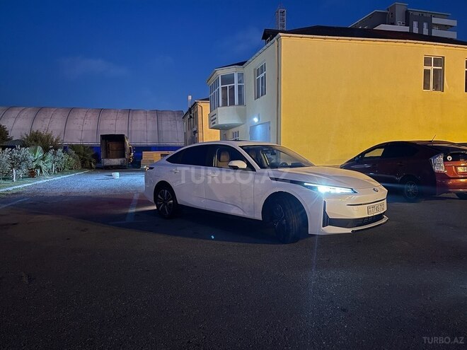 Changan Qiyuan A05 2025, 6,000 km - 1.5 л - Sumqayıt