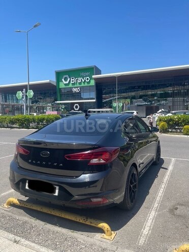 Hyundai Elantra 2019, 190,000 km - 2.0 l - Bakı