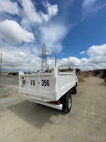 Isuzu NKR 55 E 2008, 200,000 km - 2.8 л - Bakı