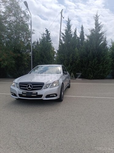 Mercedes E 220 2009, 279,654 km - 2.2 л - Saatlı
