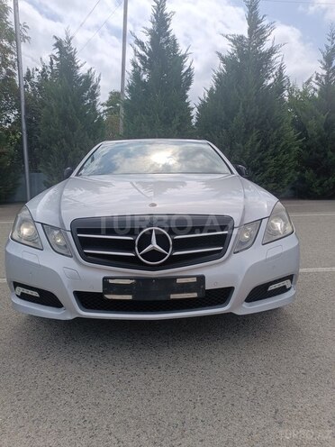 Mercedes E 220 2009, 279,654 km - 2.2 л - Saatlı