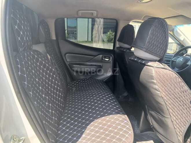 Mitsubishi L200 2018, 172,883 km - 2.4 л - Bakı