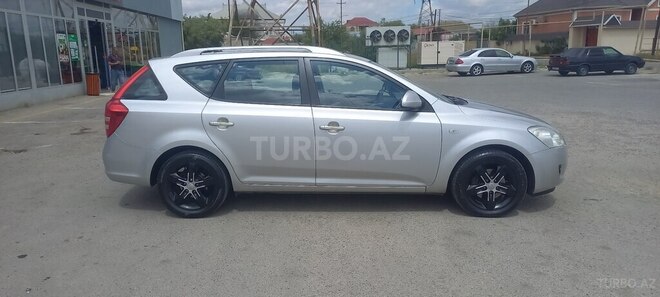 Kia  2008, 210,000 km - 1.6 l - Bakı