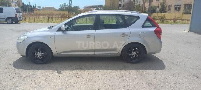 Kia  2008, 210,000 km - 1.6 l - Bakı