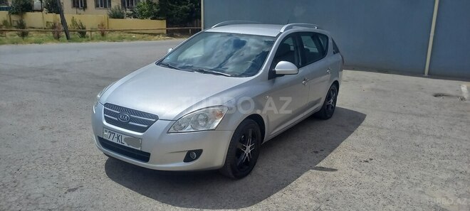 Kia  2008, 210,000 km - 1.6 l - Bakı