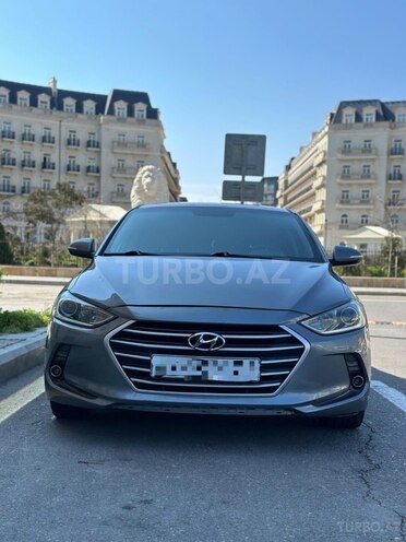Hyundai Avante 2016, 220,000 km - 1.6 l - Bakı