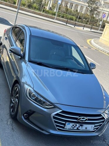 Hyundai Avante 2016, 220,000 km - 1.6 l - Bakı