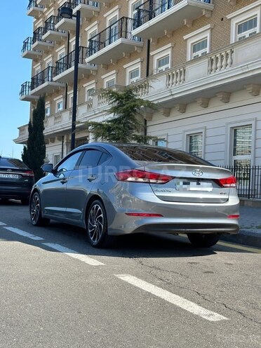 Hyundai Avante 2016, 220,000 km - 1.6 l - Bakı