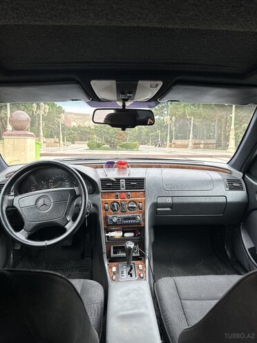 Mercedes C 200 1997, 272,000 km - 2.0 l - Bakı