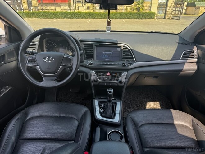 Hyundai Avante 2017, 123,000 km - 1.6 l - Ağcabədi