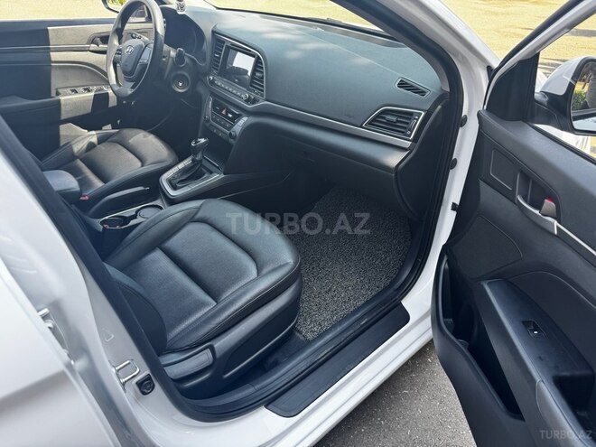 Hyundai Avante 2017, 123,000 km - 1.6 l - Ağcabədi
