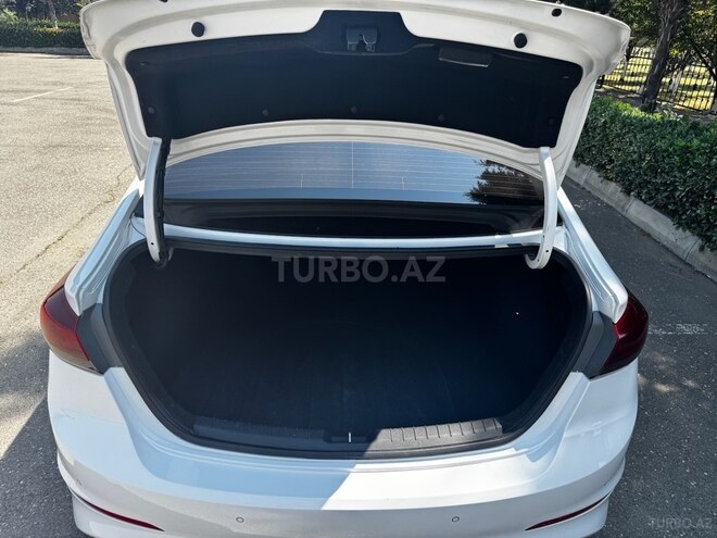 Hyundai Avante 2017, 123,000 km - 1.6 l - Ağcabədi