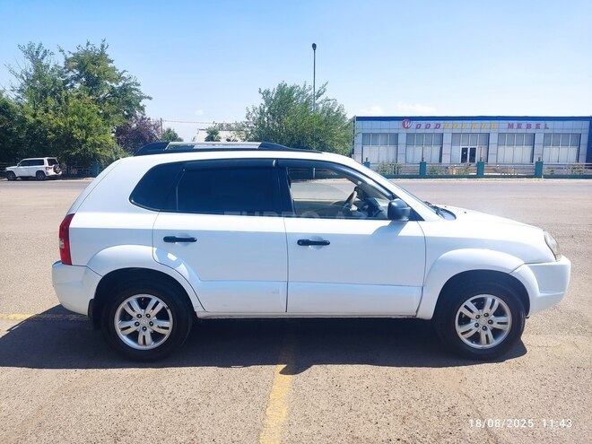 Hyundai Tucson 2007, 170,000 km - 2.0 l - Qazax