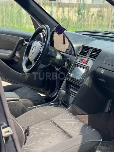 Mercedes C 180 1997, 300,000 km - 1.8 л - Lənkəran