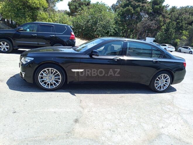 BMW 750 2012, 137,000 km - 4.4 l - Bakı