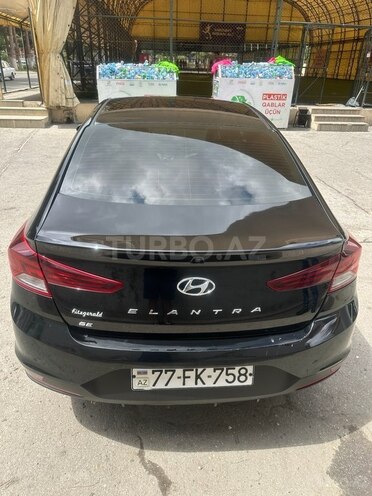 Hyundai Elantra 2019, 74,000 km - 2.0 l - Bakı