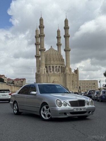 Mercedes E 320 2001, 434,715 km - 3.2 l - Bakı