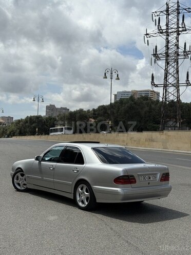Mercedes E 320 2001, 434,715 km - 3.2 l - Bakı