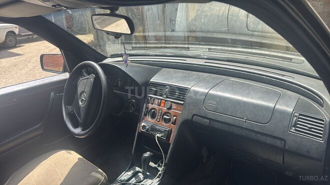 Mercedes C 220 1994, 380,000 km - 2.2 л - Lənkəran