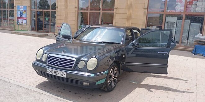 Mercedes E 240 1998, 262,191 km - 2.4 l - Cəlilabad