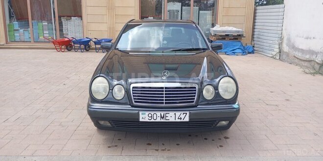 Mercedes E 240 1998, 262,191 km - 2.4 l - Cəlilabad
